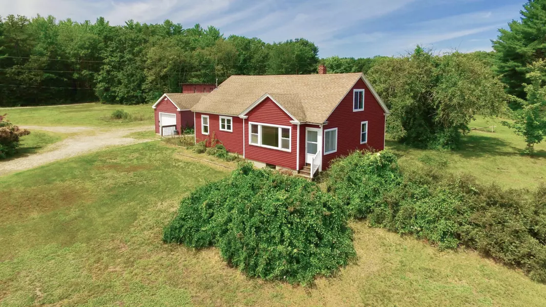 144 Gould RD, Dayton, ME 04005