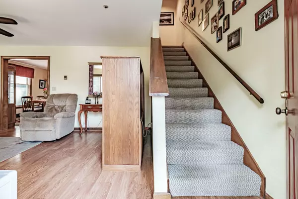 Portland, ME 04103,2A Apple Ledge DR #2A