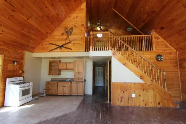 Hartford, ME 04220,249 Stetson RD