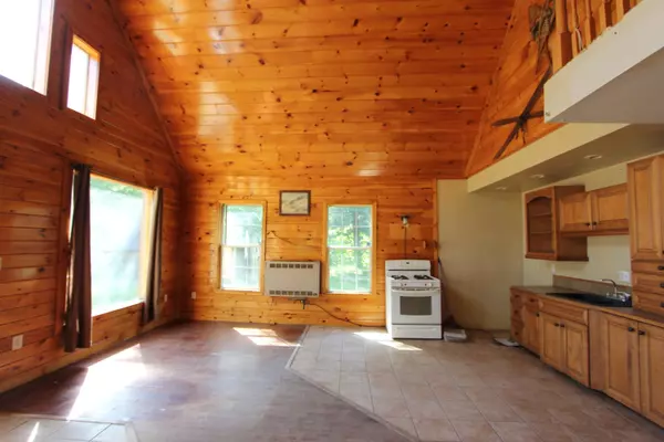 Hartford, ME 04220,249 Stetson RD