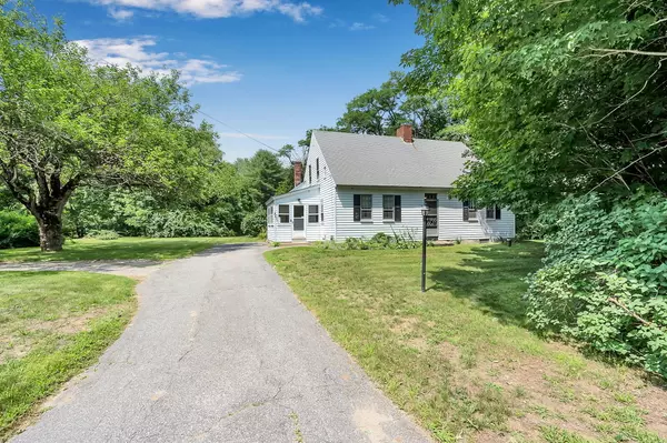 77 Pleasant Hill RD, Freeport, ME 04032