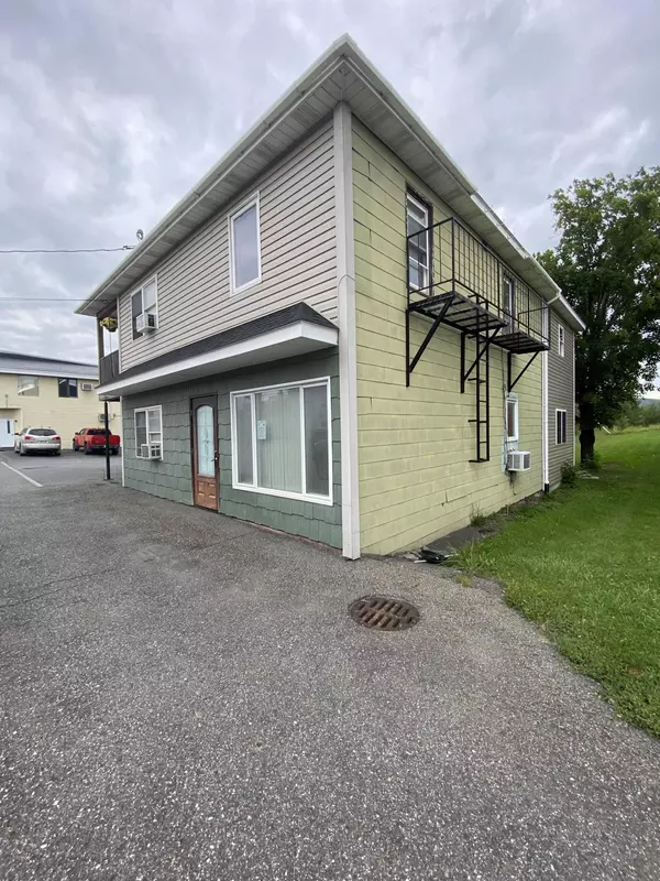 Madawaska, ME 04756,364 E Main ST