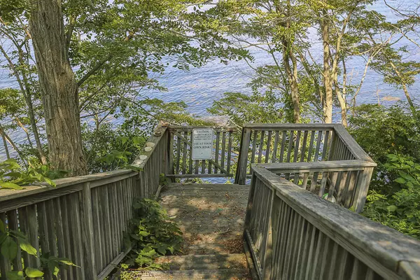 Northport, ME 04849,1406 Atlantic HWY