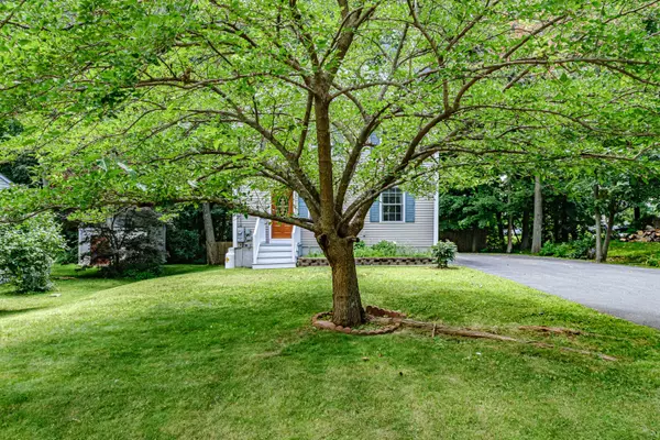 Saco, ME 04072,5 Stockman AVE