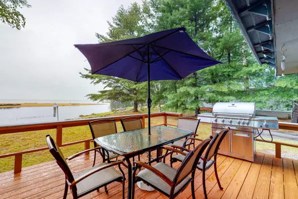 Naples, ME 04055,4 Crow LN
