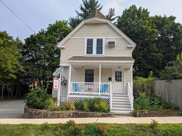 Dover, NH 03820,38 Nelson ST