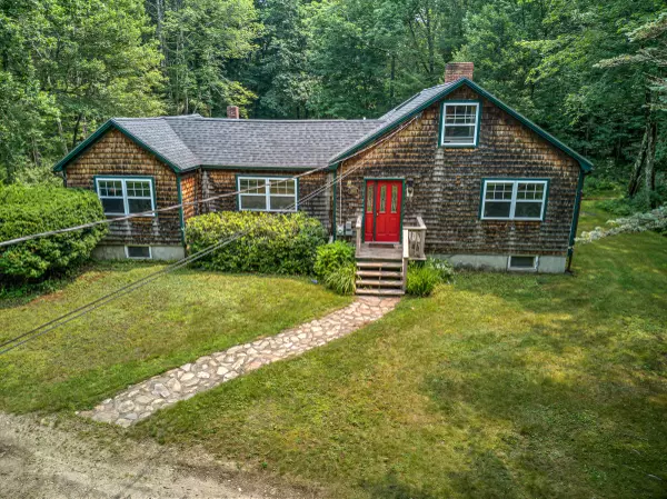 Topsham, ME 04086,365 Cathance RD