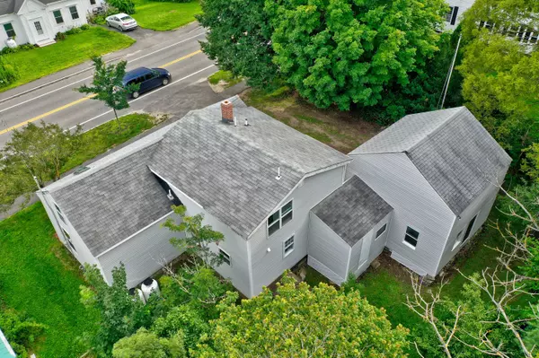 Thomaston, ME 04861,49 Main ST