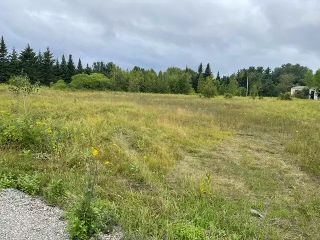 Newport, ME 04953,16 Bar L Hill RD