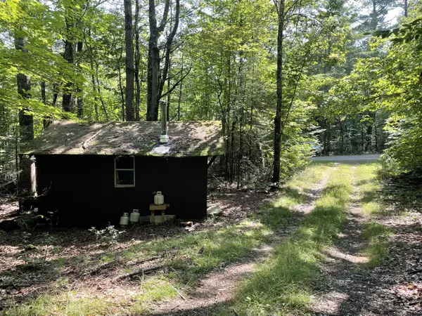 Searsmont, ME 04973,362 Pond RD S