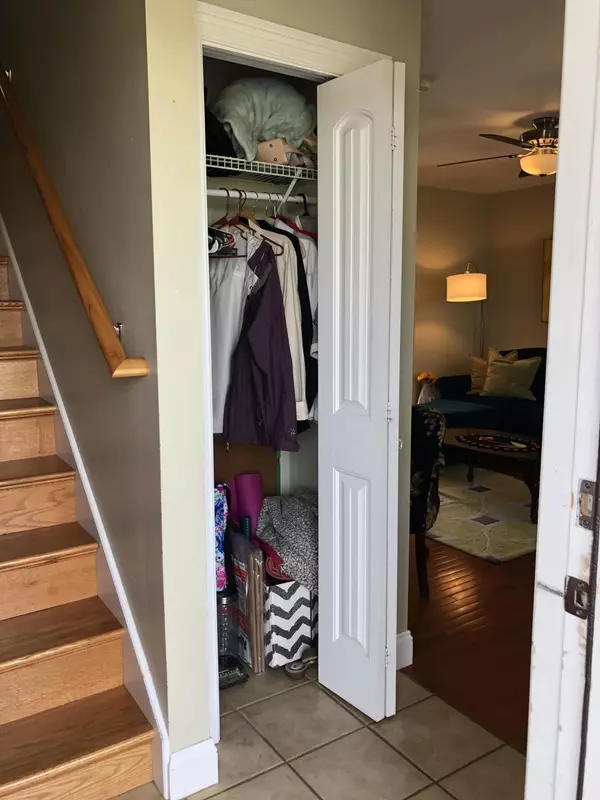 Hermon, ME 04401,33 Hunter DR #14