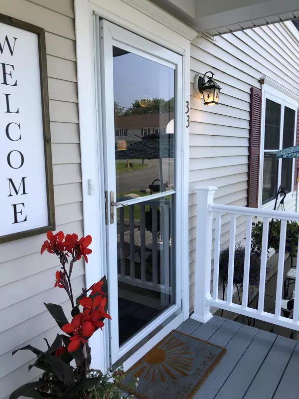 Hermon, ME 04401,33 Hunter DR #14