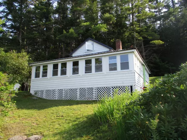 Hartford, ME 04220,73 Beach WAY