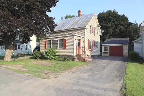 15 East ST, Skowhegan, ME 04976