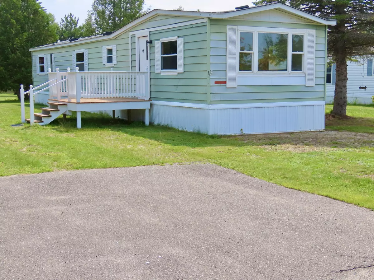 Millinocket, ME 04462,421 Kelley Mobile Home Park
