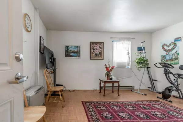 Portland, ME 04101,27 Greenleaf ST