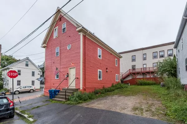 27 Greenleaf ST, Portland, ME 04101