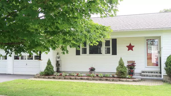 Waterville, ME 04901,7 Penny LN