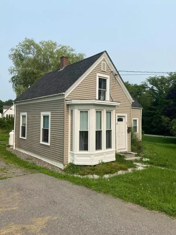 Thomaston, ME 04861,40 Wadsworth ST