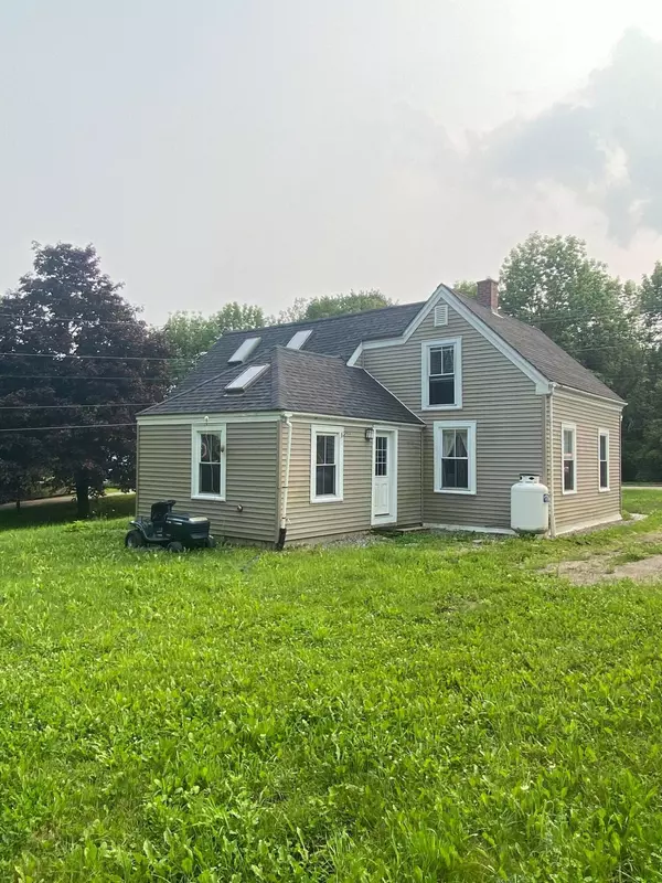 Thomaston, ME 04861,40 Wadsworth ST