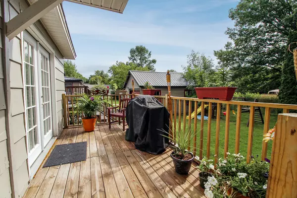 Howland, ME 04448,3 Davis ST