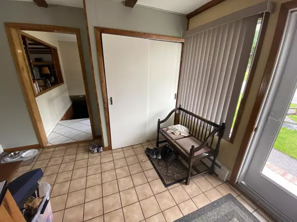 Madawaska, ME 04756,422 Summer ST