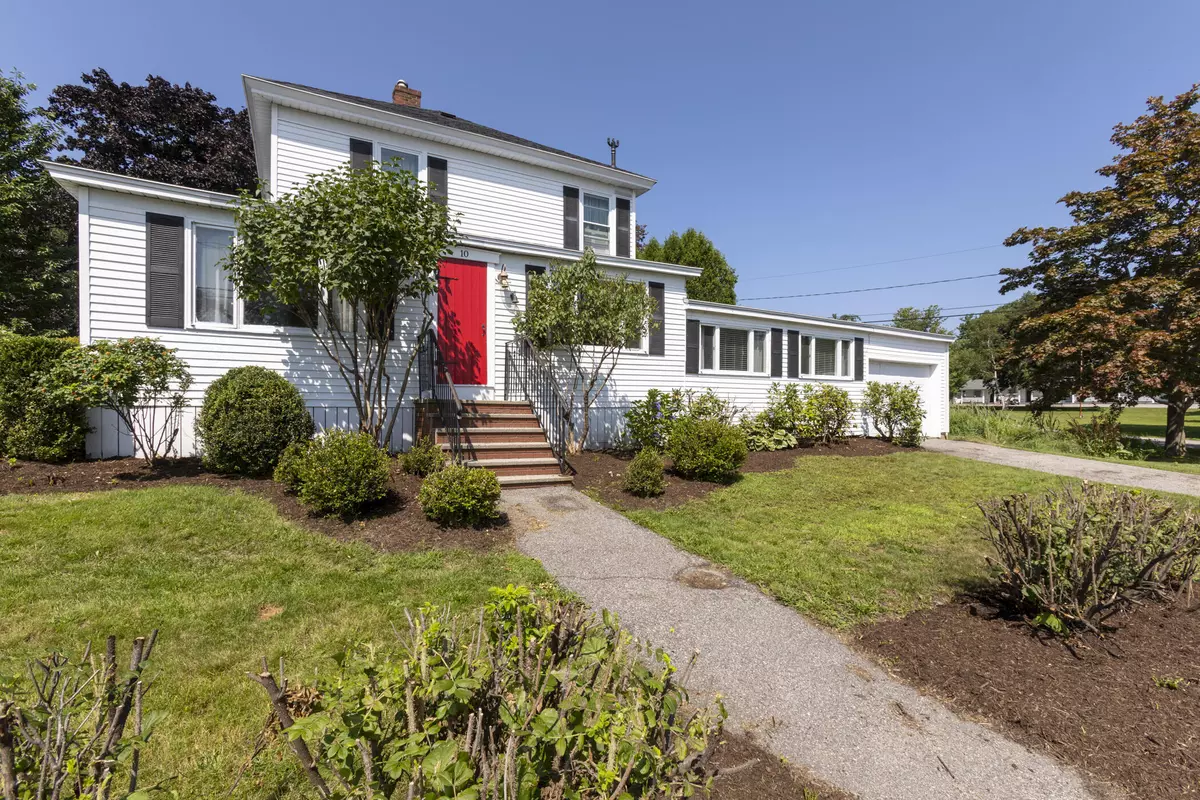 Kennebunkport, ME 04046,10 Mills RD