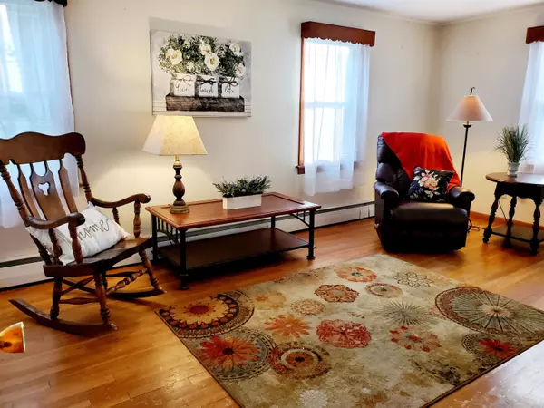 Portland, ME 04103,12 Cypress ST