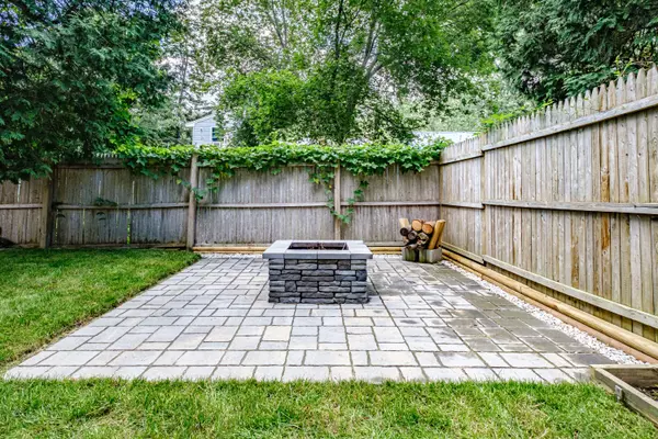 Portland, ME 04102,169 Holm AVE