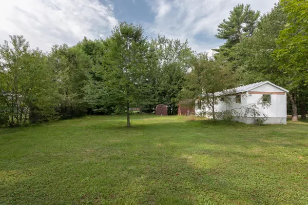 North Berwick, ME 03906,17 Governor Goodwin RD