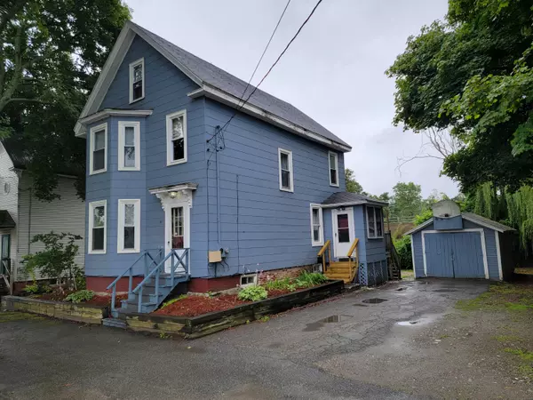 38 Catell ST, Bangor, ME 04401