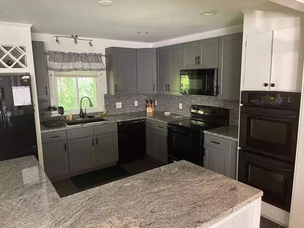 Saco, ME 04072,19 Union ST