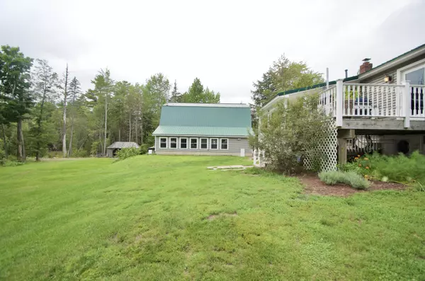 Holden, ME 04429,32 Charles DR