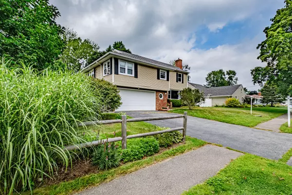 Portland, ME 04103,54 Bartley AVE