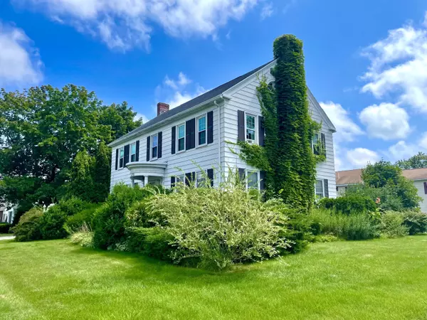 Waterville, ME 04901,136 Silver ST