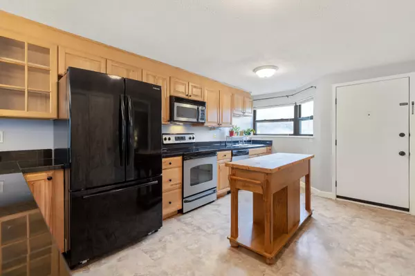 Westbrook, ME 04092,20 Juniper LN #28