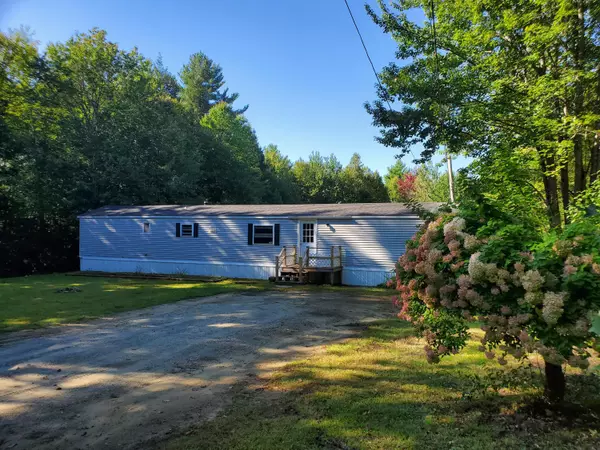 202 Keay RD, Sabattus, ME 04280