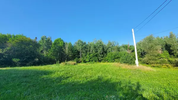 Corinth, ME 04427,117 Tate RD