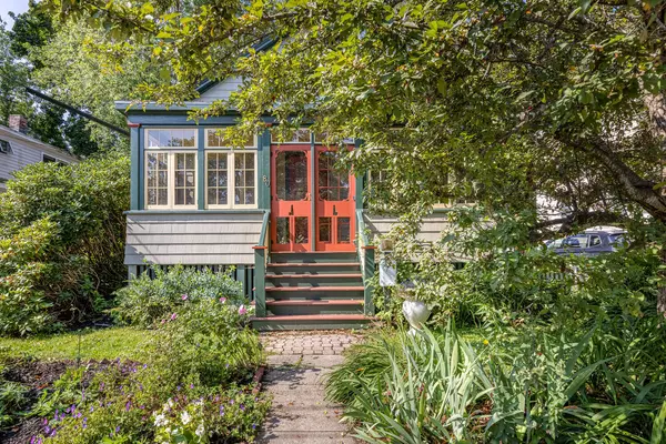 South Portland, ME 04106,80 Everett AVE