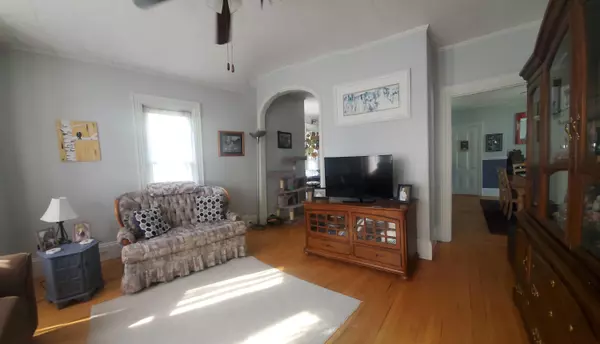 Brewer, ME 04412,24 Chamberlain ST