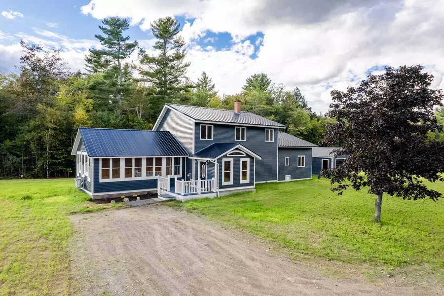 52 Wood Lane, Brooks, ME 04921