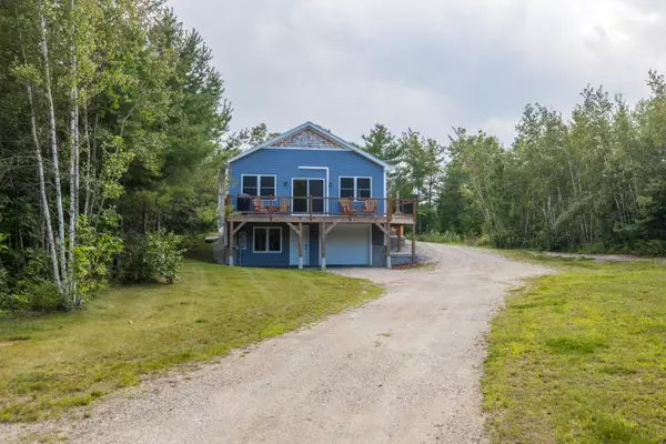 Minot, ME 04258,812 Woodman Hill RD