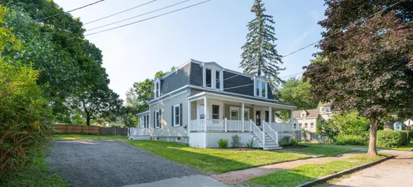 27 Johansen ST, Portland, ME 04103