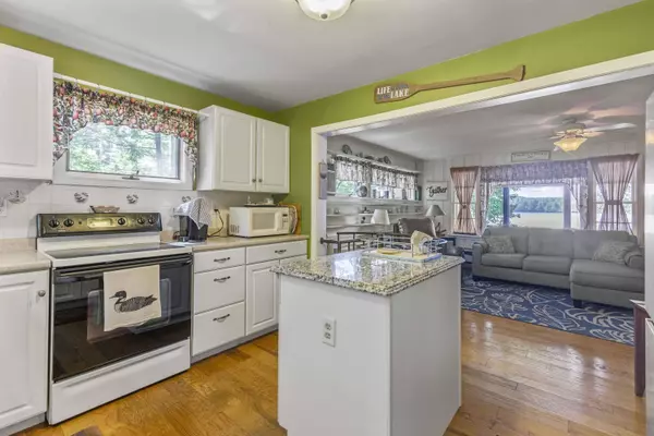 Raymond, ME 04071,181 & 182 Thomas Pond TER