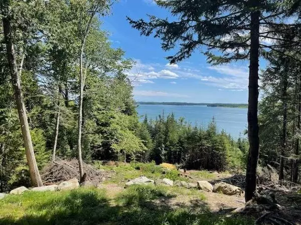 Pembroke, ME 04666,605 Garnet Head RD