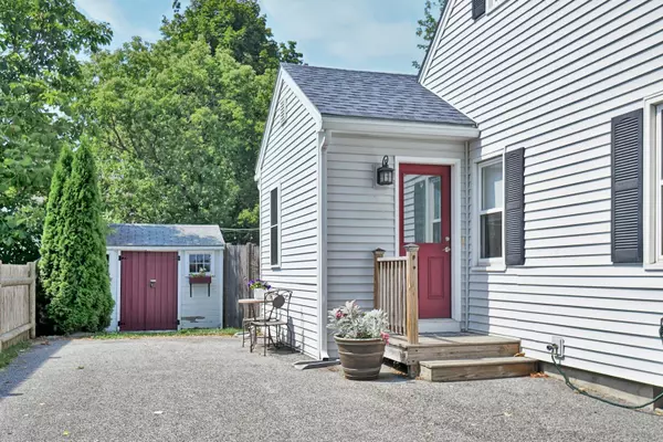 Portland, ME 04102,106 Douglass ST