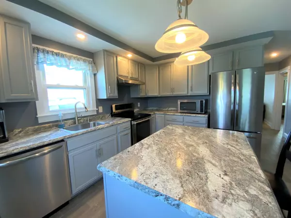 Waterville, ME 04901,37 Violette AVE