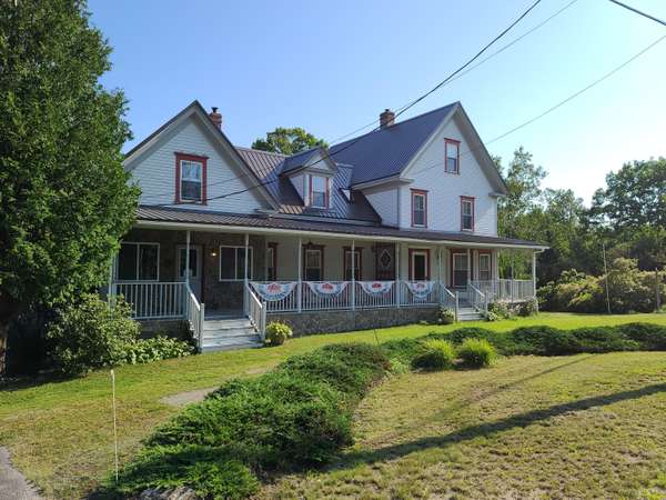 331 E Main ST, Searsport, ME 04974