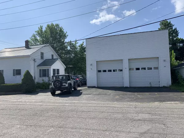 Millinocket, ME 04462,68 Congress ST