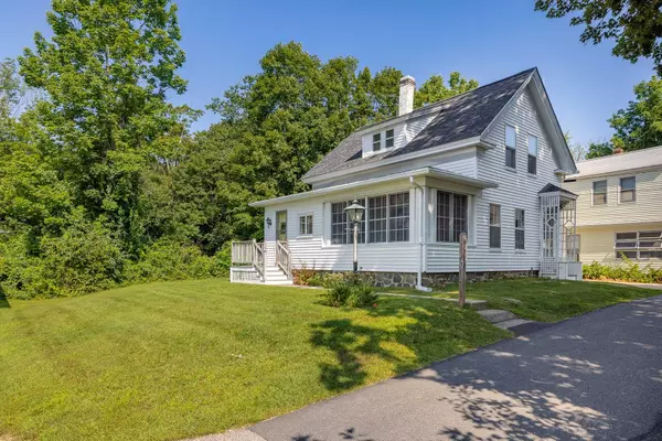 Kittery, ME 03904,23 Jones AVE